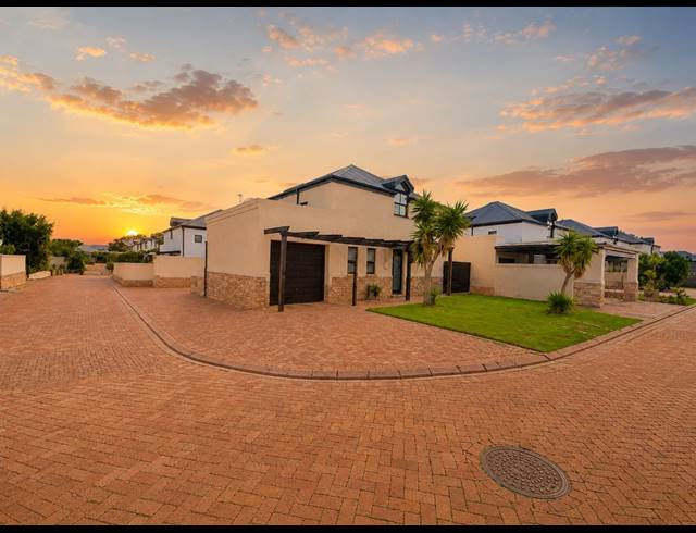 3 BEDROOM HOUSE FOR SALE IN ATLANTIC BEACH GOLF ESTATE